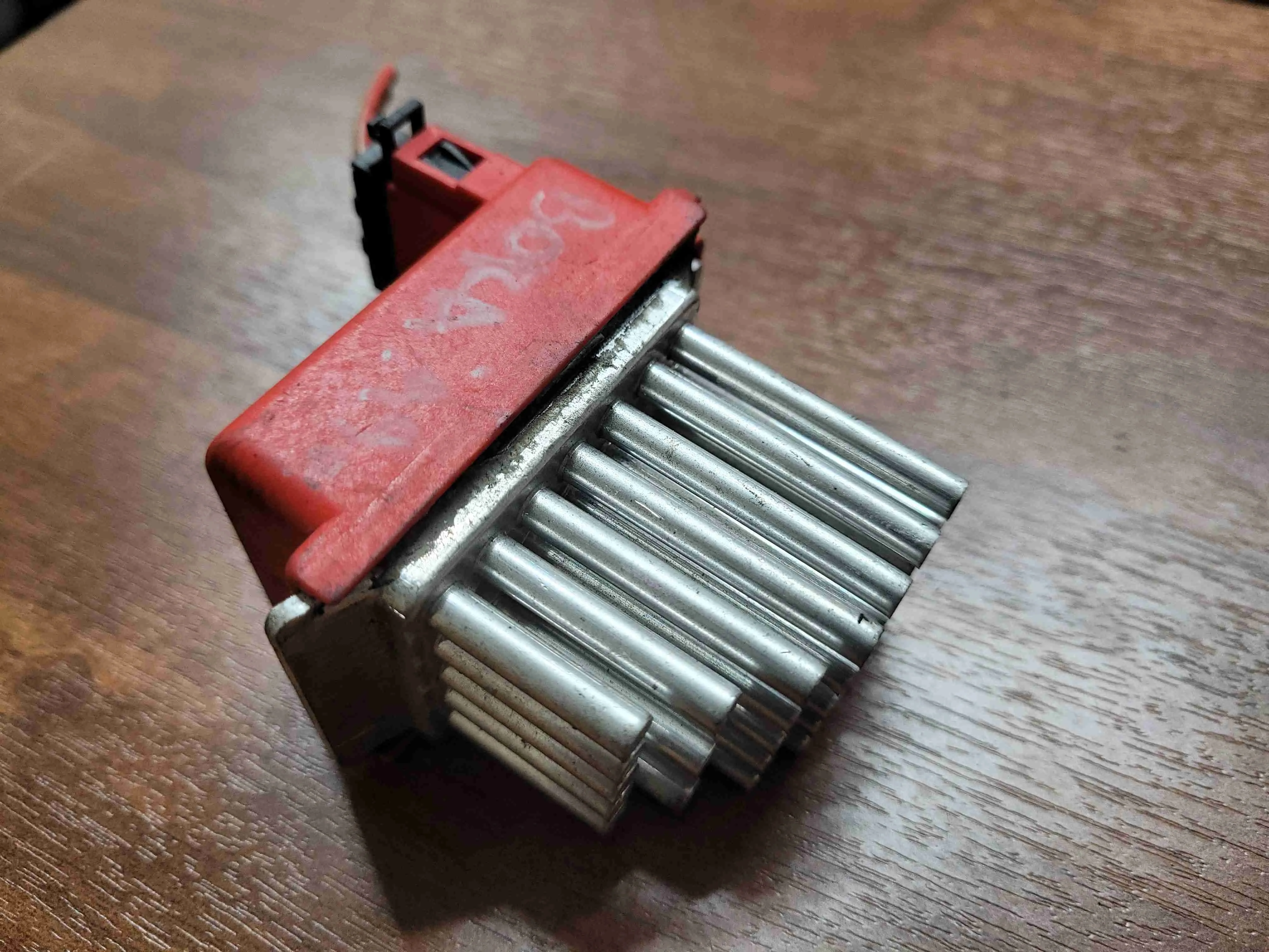 Сопротивление печки Volkswagen Bora Bora (1J) 1998-2005 1999 1,9 Дизель МКПП Хэтчбек.