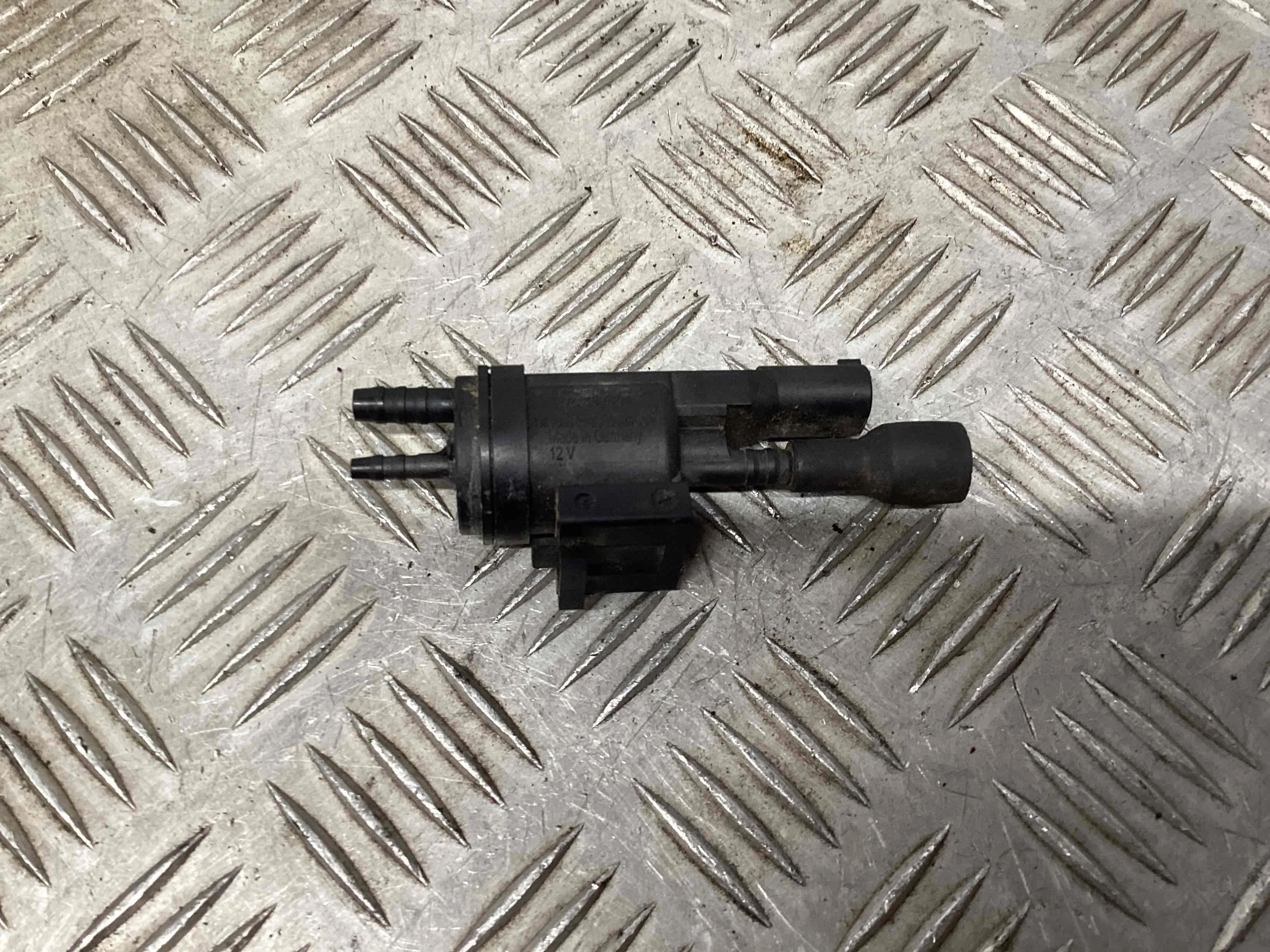 Клапан электромагнитный Mercedes Sprinter II (W906) 2013-2018 рестайлинг  2014 2,2 Дизель МКПП 6ст. Микроавтобус.