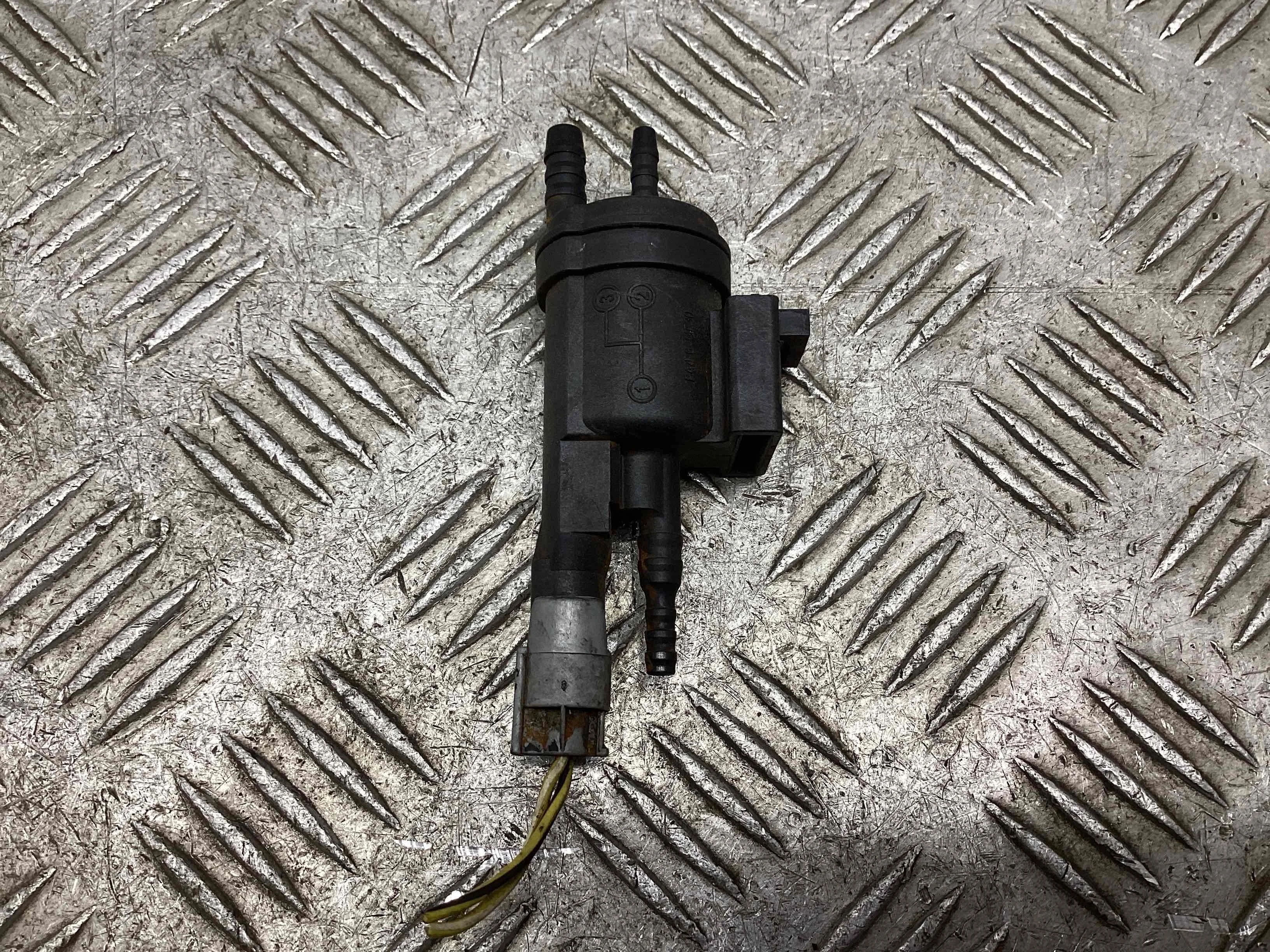 Клапан электромагнитный Mercedes Vito (W638) 1996-2003  1999 2,2 Дизель АКПП Микроавтобус.