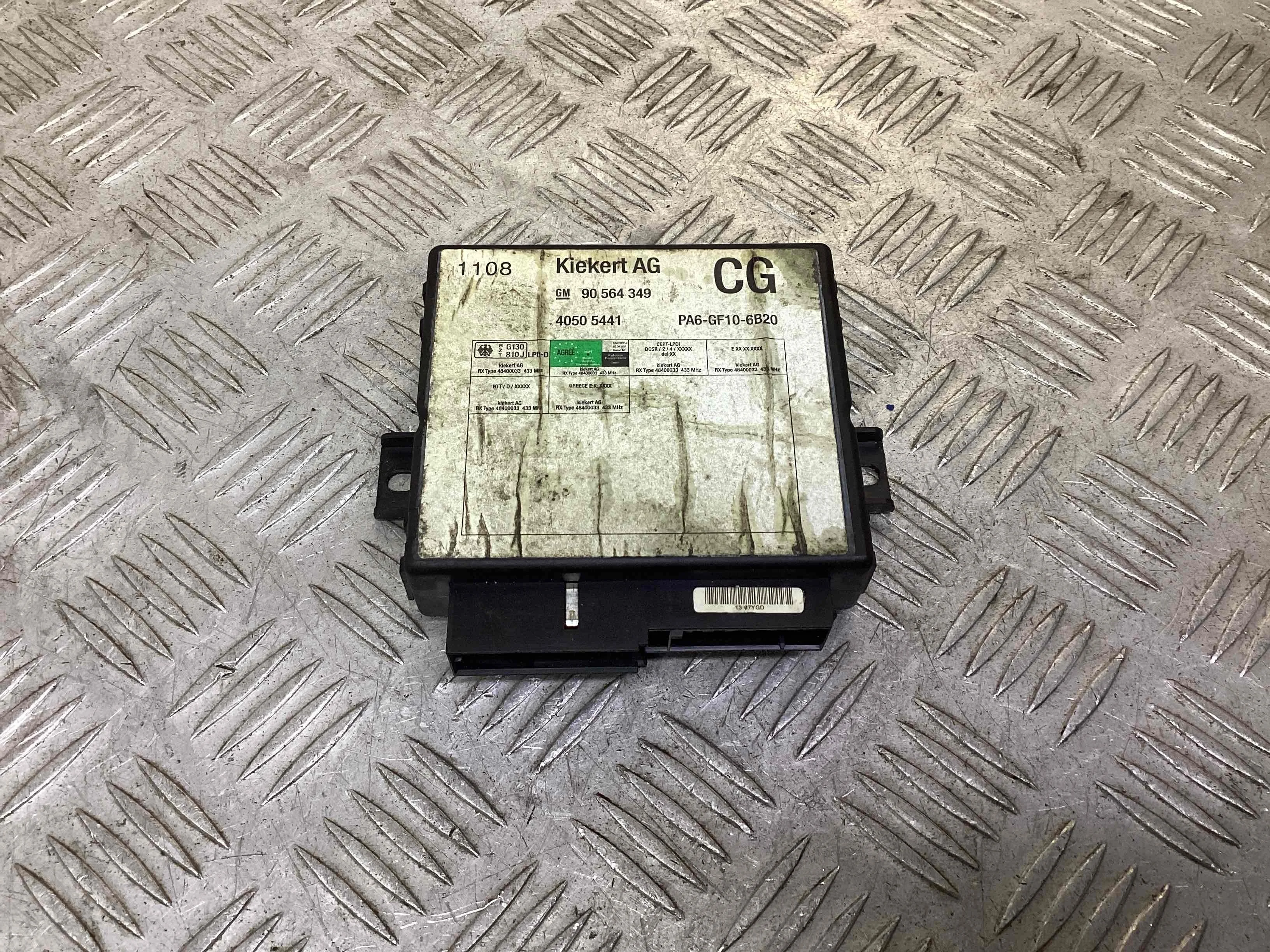 Блок комфорта Opel Vectra Vectra B 1995-1999 1998 1,6 Бензин МКПП 5ст. Седан.