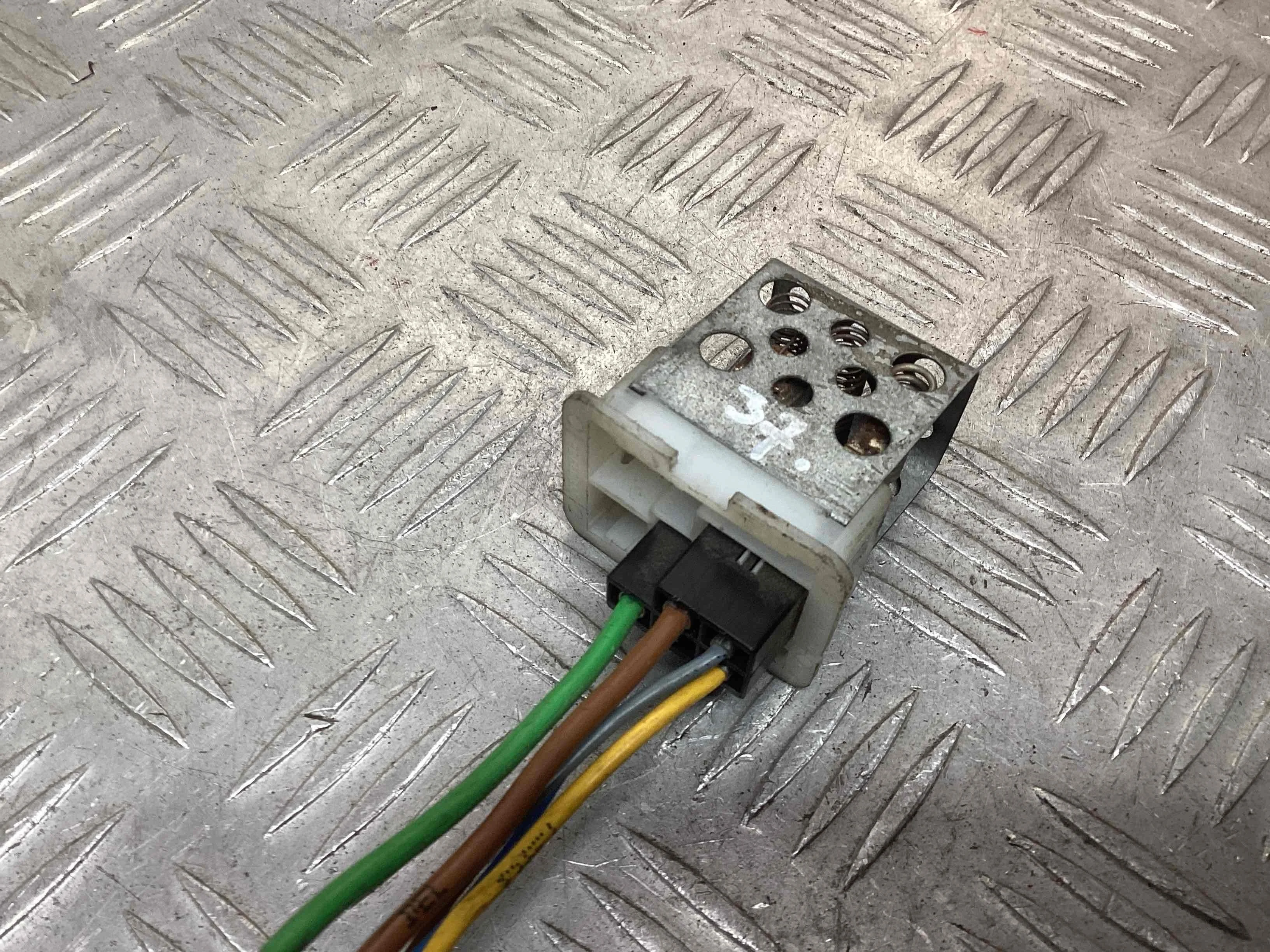 Сопротивление печки Opel Astra Astra H 2004-2007 2006