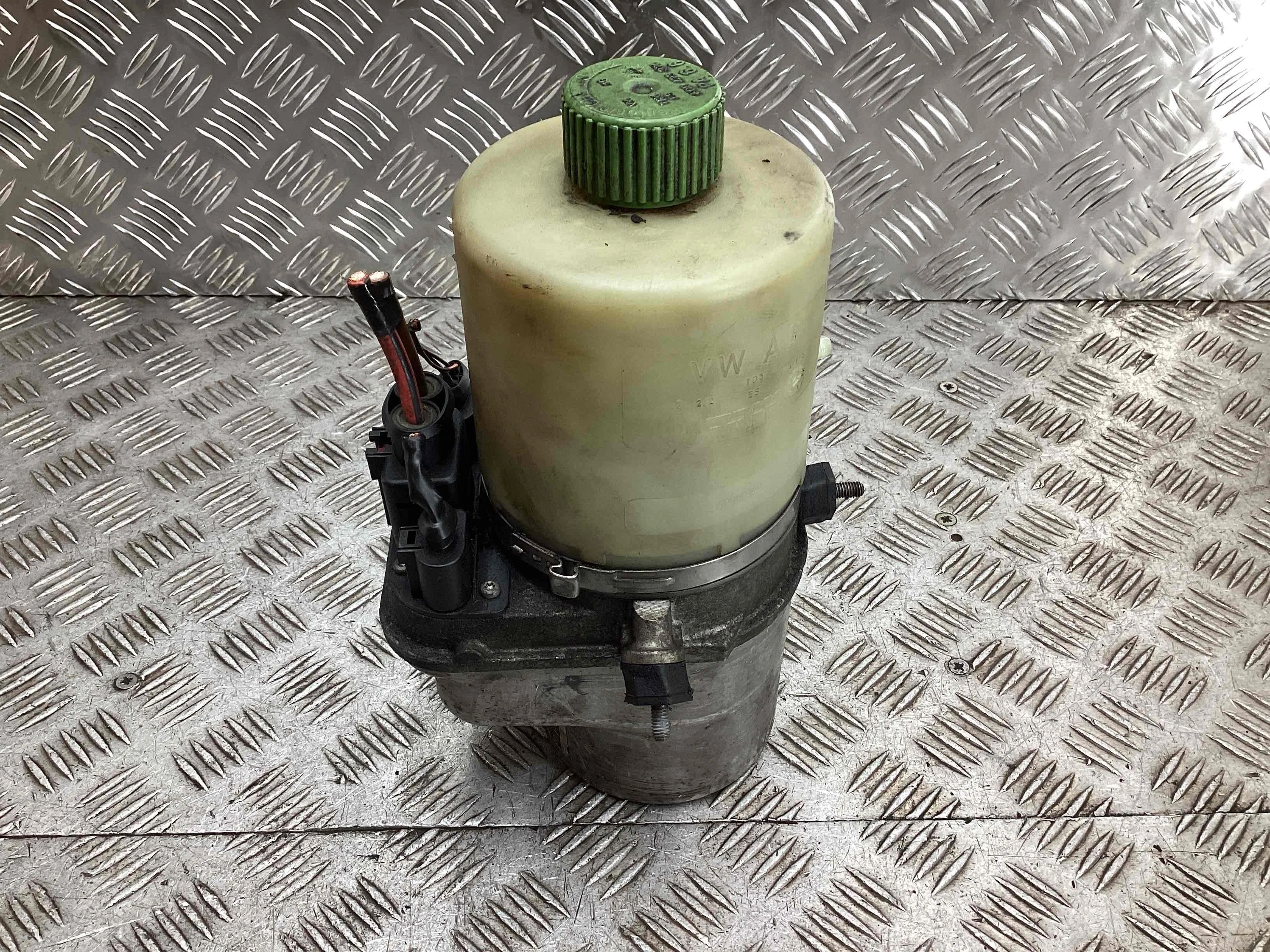 Электрогидроусилитель руля Volkswagen Polo Polo IV (9N) 2005-2009 рестайлинг 2008 1,4 Дизель МКПП 5ст. Хэтчбек 5дв.