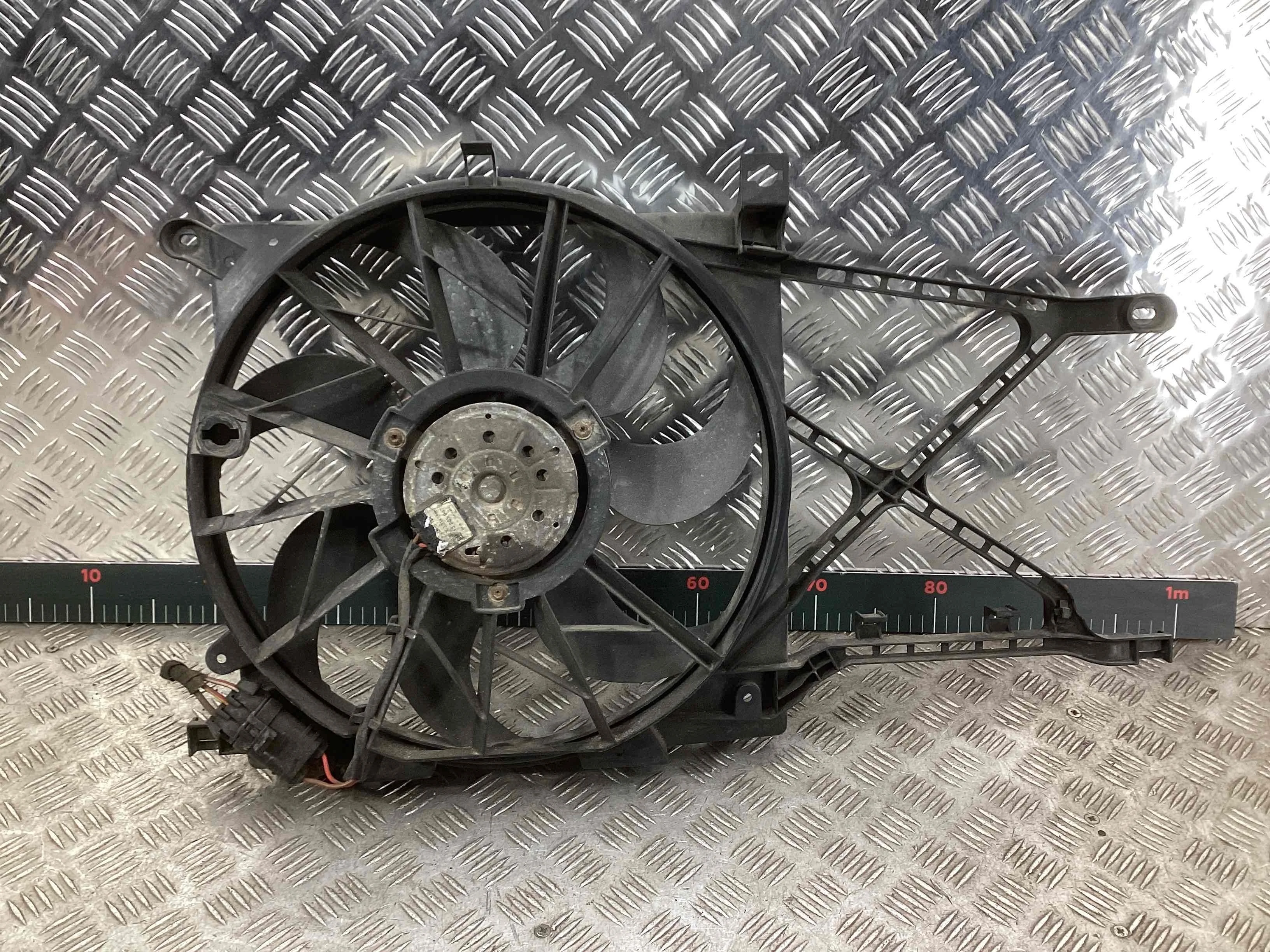 Вентилятор радиатора Opel Zafira Zafira B 2005-2008 2007 1,6 Бензин МКПП 5ст. Минивэн.