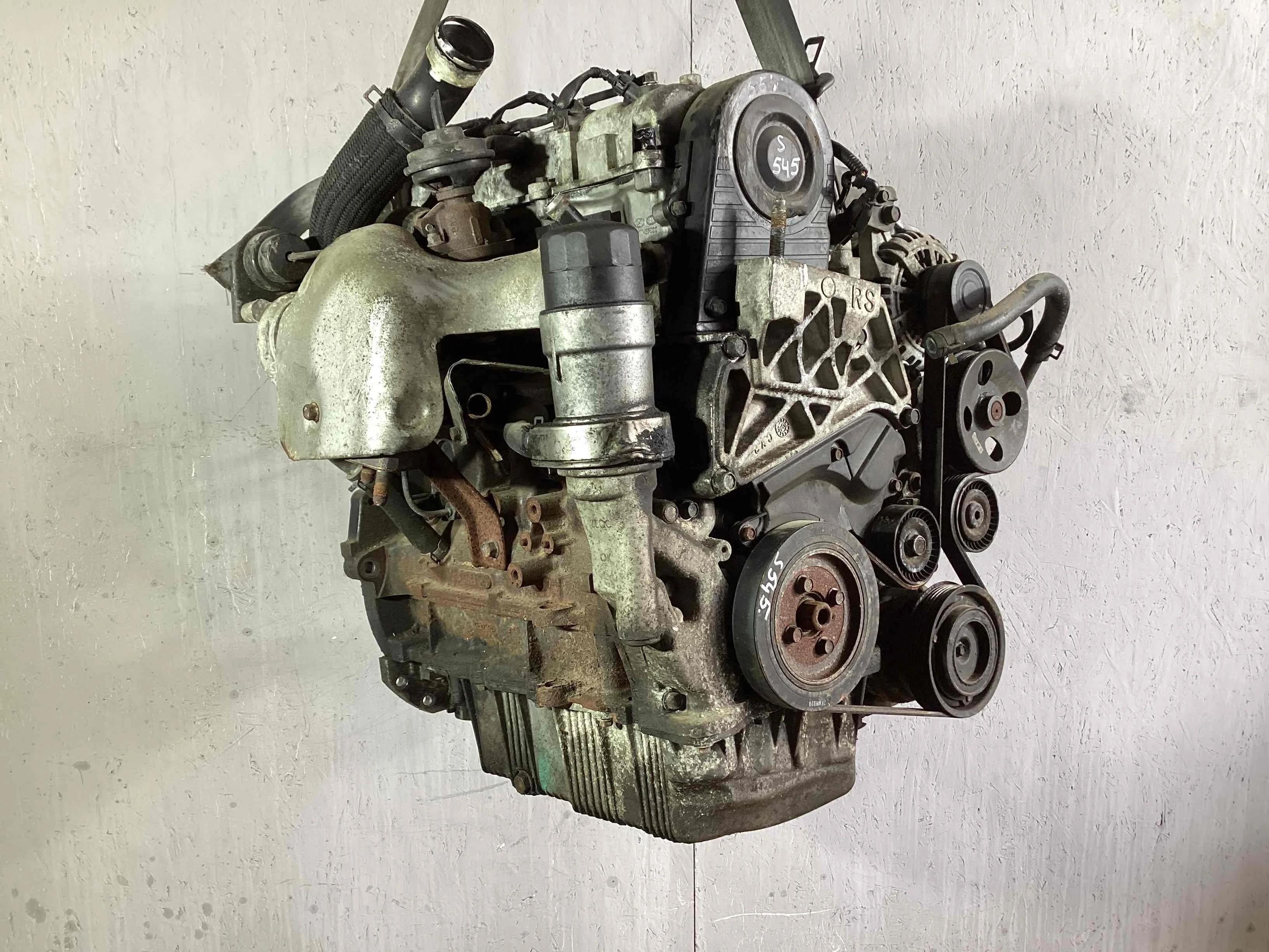 Двигатель Kia Carens Carens I (FJ) 2002-2006 рестайлинг 2004 2,0 Дизель АКПП Минивэн.