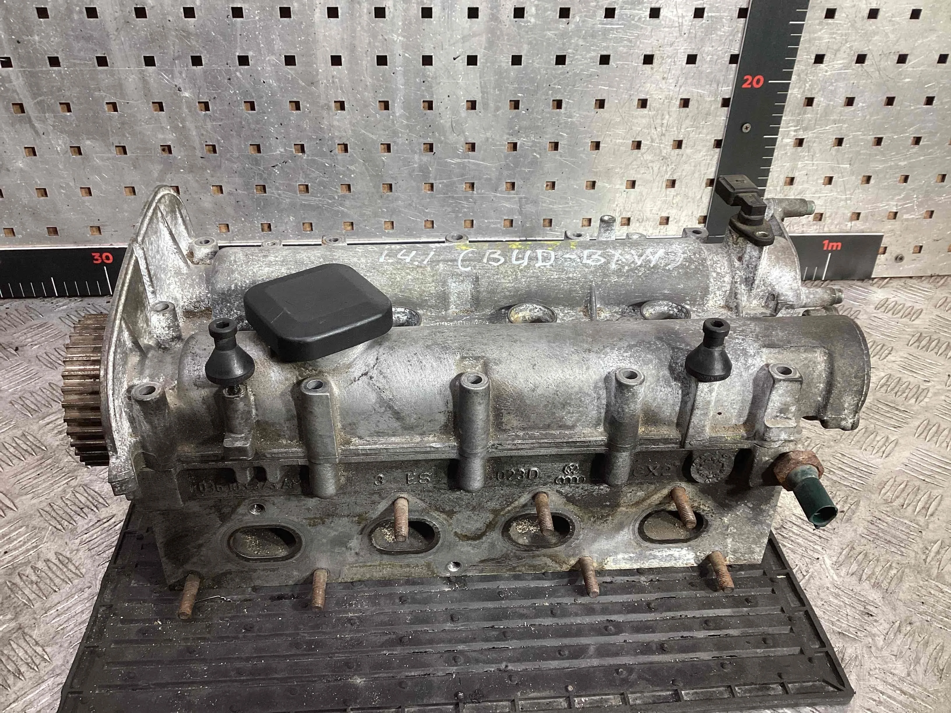 Головка блока цилиндров Skoda Fabia Fabia II (5J) 2007-2014 2009 1,4 Бензин МКПП Хэтчбек.