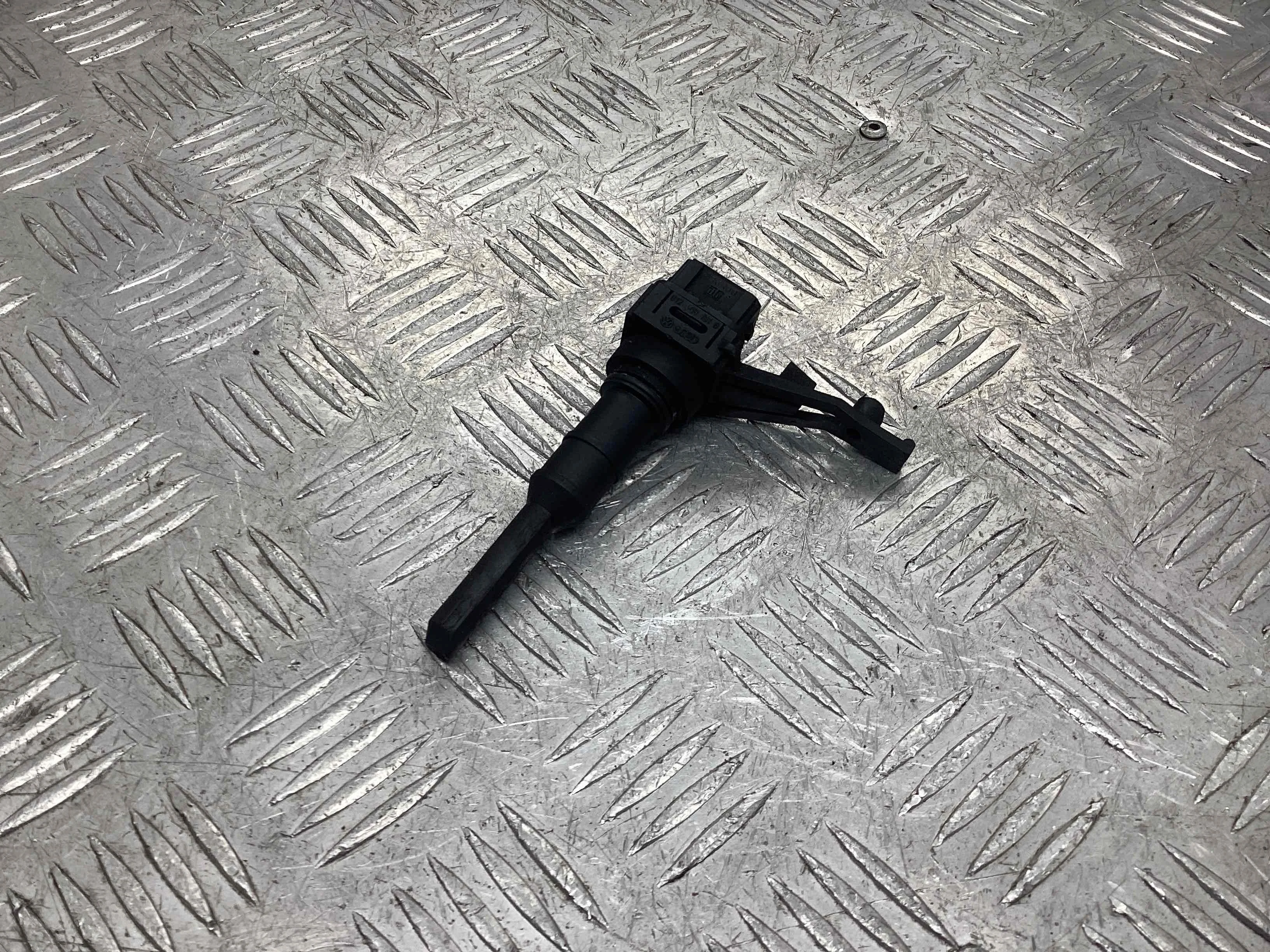 Датчик скорости Audi A6 A6 C5 (4B) 1997-2001 2000 1,9 Дизель МКПП 5ст. Седан.