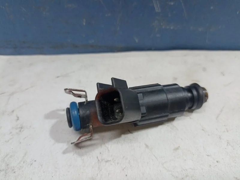 Форсунка топливная Ford Focus 2 2008 1149958 1.8 QQDB