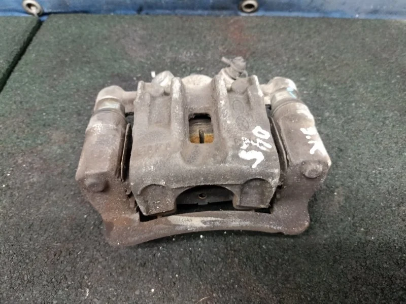 Суппорт тормозной Kia Cerato 2 2012 582301M400 TD 1.6 G4FC, задний правый