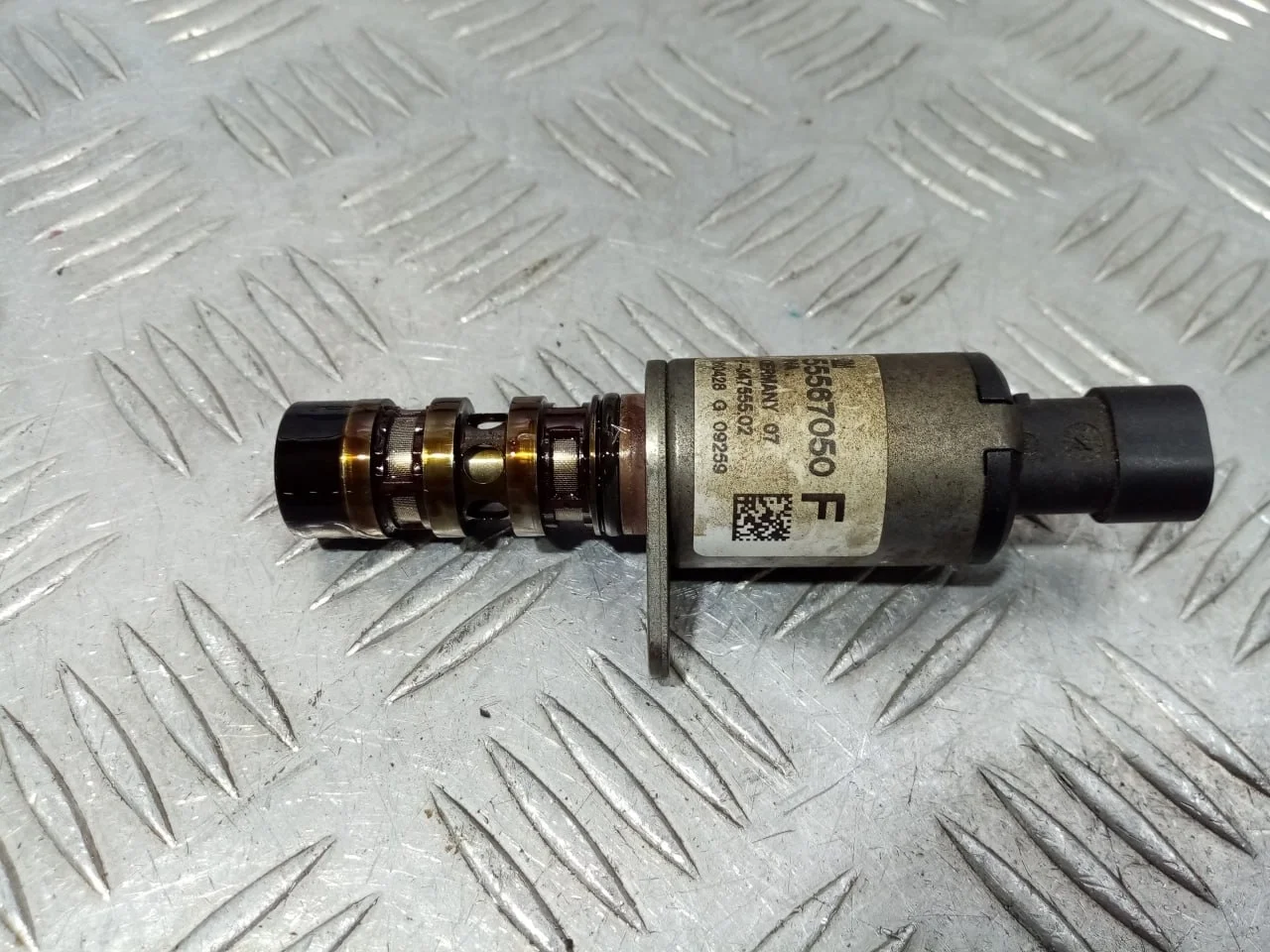 [Б/У] Клапан электромагнитный фаз ГРМ [Код: 00609560 ]