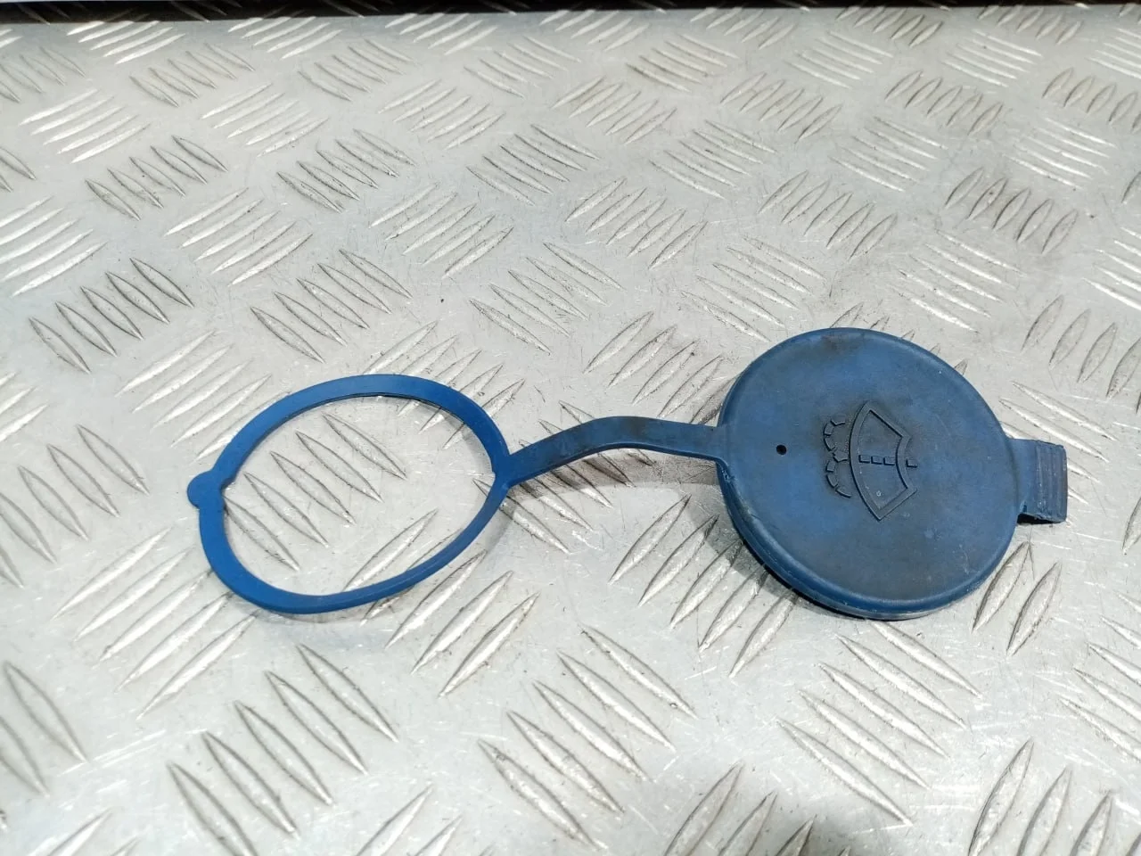 [Б/У] Крышка бачка омывателя [Код: 00611550 ]