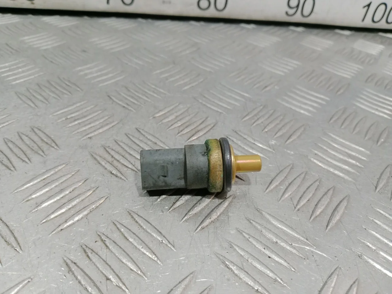 [Б/У] Датчик температуры охлаждающей жидкости [Код: 00611968 ]