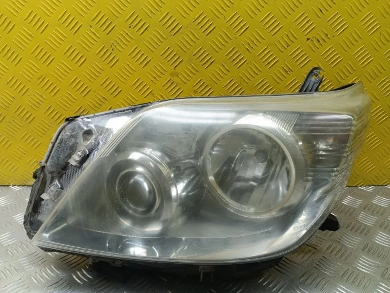 Фара левая Toyota Land Cruiser Prado 150 (2009-2023) 2011 8118560E30 ВНЕДОРОЖНИК 4.0 I 1GRFE