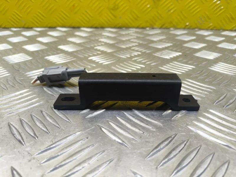 Антенна Nissan Pathfinder (R51M) 2004-2013 2008 285E589910 ВНЕДОРОЖНИК 2.5 D YD25DDTI