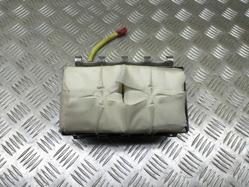 Подушка безопасности пассажирская (в торпедо) Mitsubishi L200 (2006-2015) 2007 MN123966XA ПИКАП 2.5 D 4D56