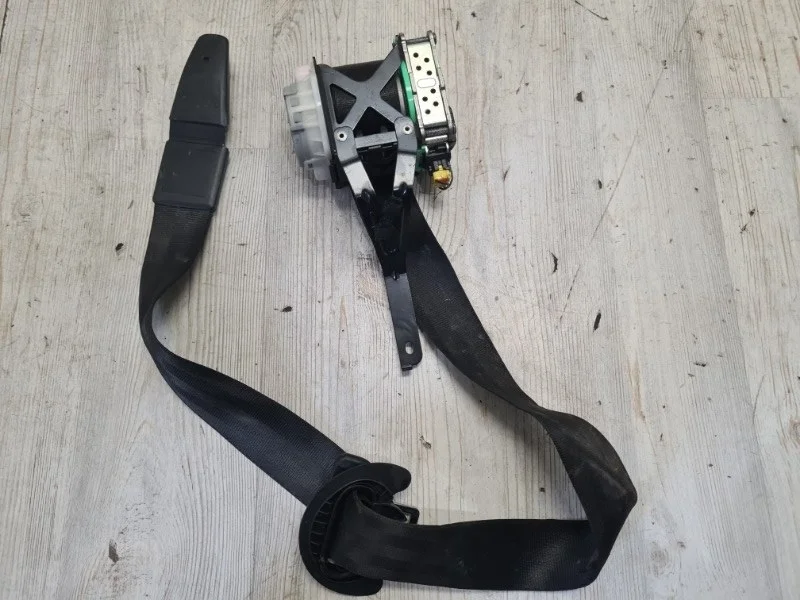 Ремень безопасности пиропатроном Porsche Cayenne V8 2011 958 (92A)