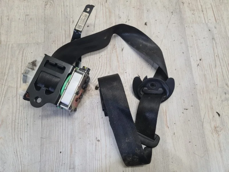 Ремень безопасности пиропатроном Porsche Cayenne V8 2011 958 (92A)