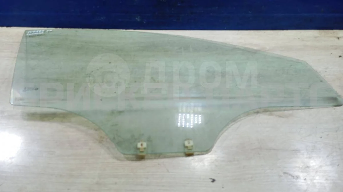 Стекло двери передней Хендай Солярис 1рестайлинг