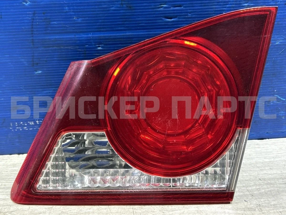 Фонарь задний правый Хонда Цивик 8 4D (FD)