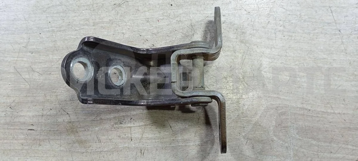 Петля двери зад правой Хендай Солярис 1рестайлинг