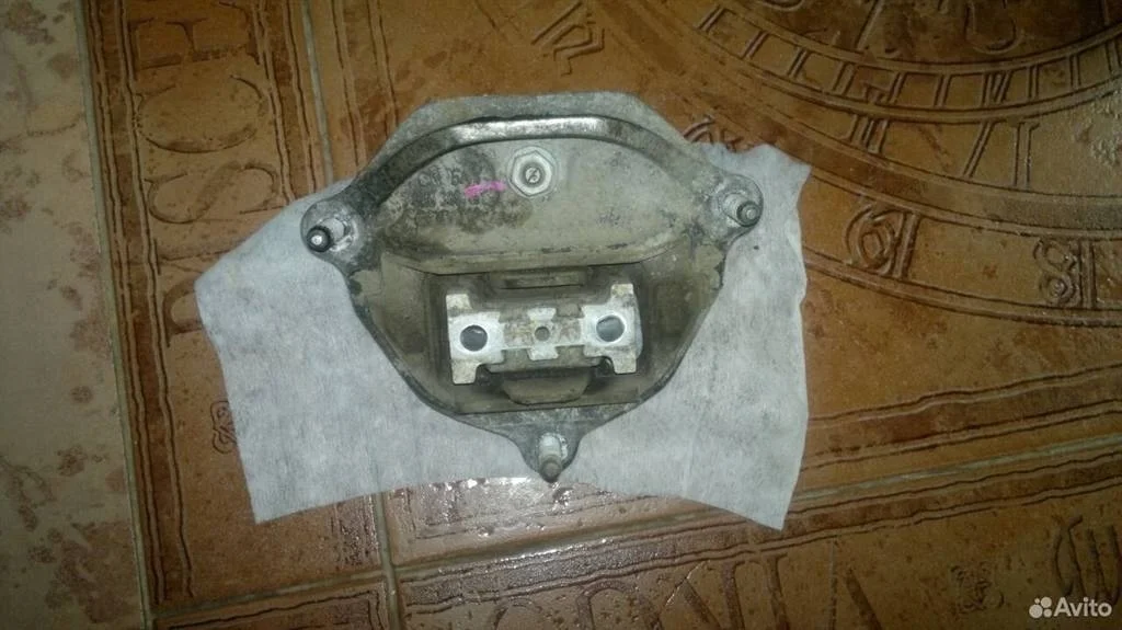 Опора КПП задняя Audi A8 D4 (2010—2014) 4,2