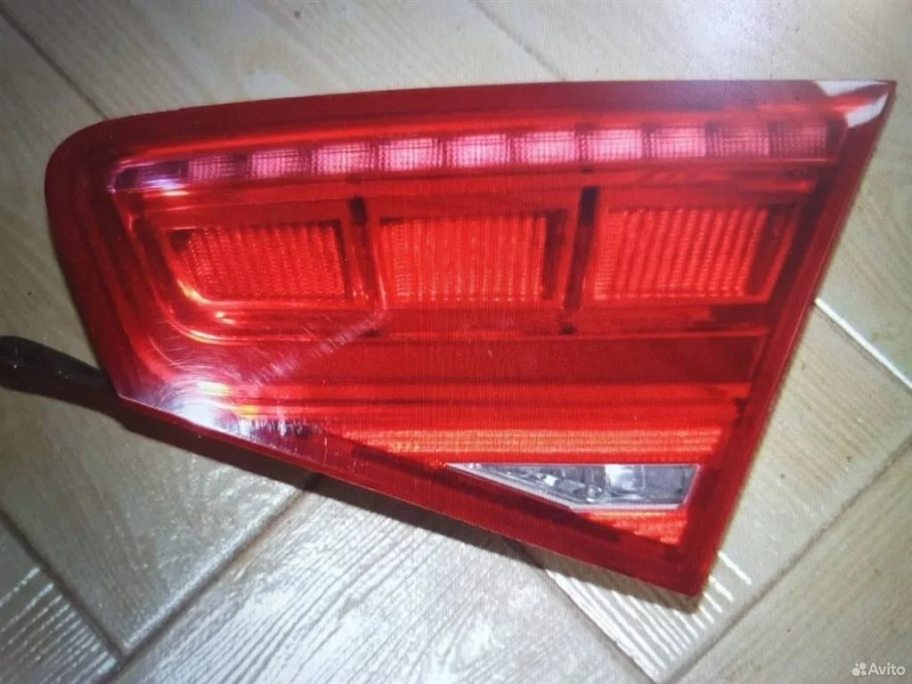 Фонарь задний внутренний правый Audi A8 D4 (2010—2014) 4,2