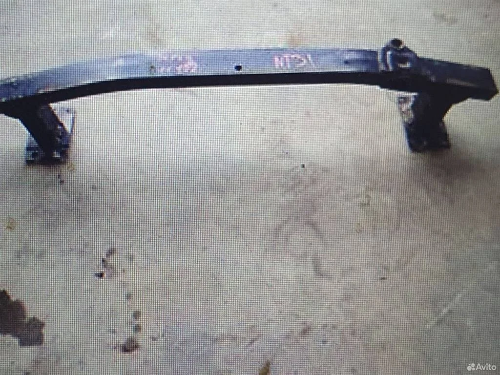 Усилитель переднего бампера Nissan X-Trail II (2007—2011)