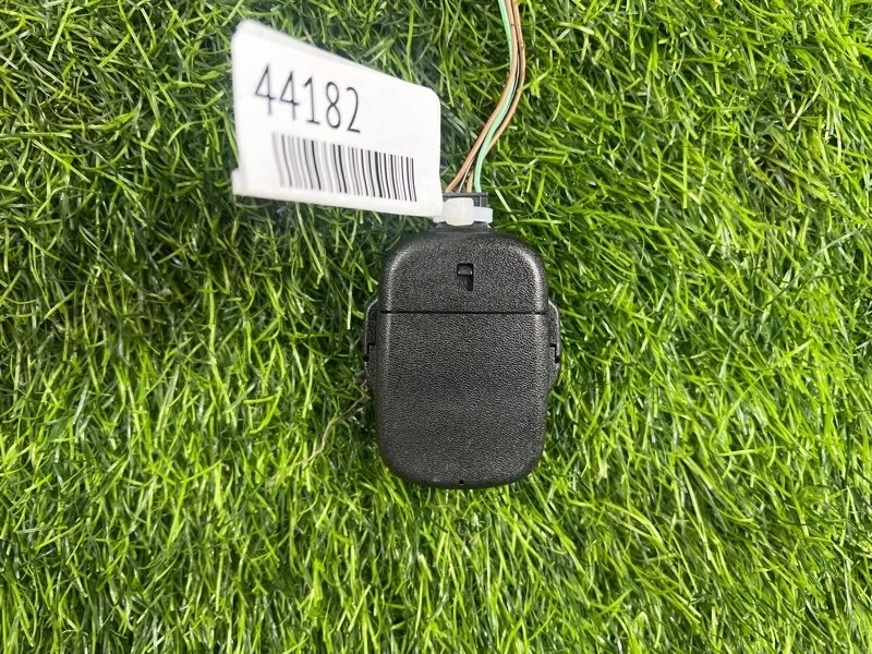 Датчик дождя Chevrolet Captiva 2011 25831579 C140 LE5