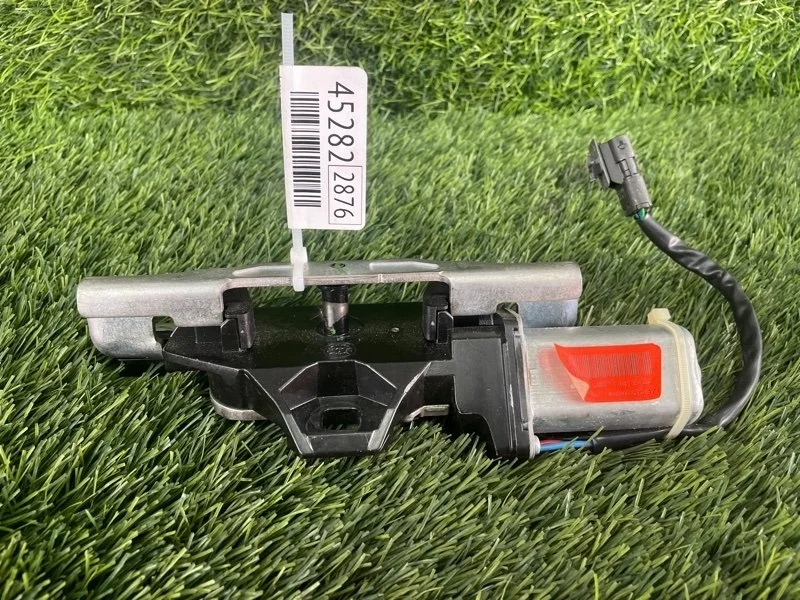 Привод крышки багажника BMW X6 M50dX 2013 7114613 E71 N57D30C