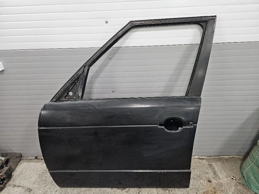 Дверь передняя левая Land Rover Range Rover III рестайлинг (2005—2009) б.у