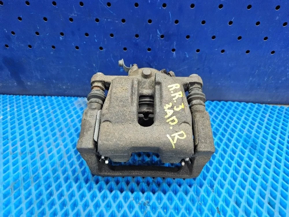 Суппорт тормозной задний правый Land Rover Range Rover III рестайлинг (2005—2009) б.у