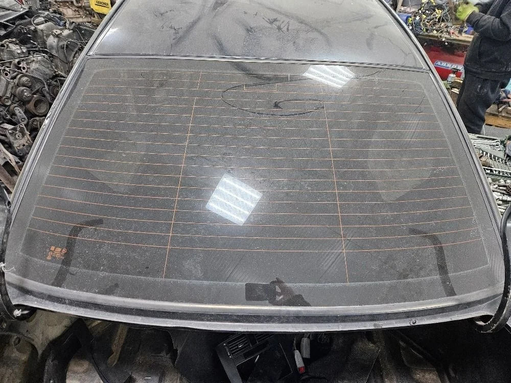 Стекло заднее Chevrolet Lacetti I (2004—2013) б.у