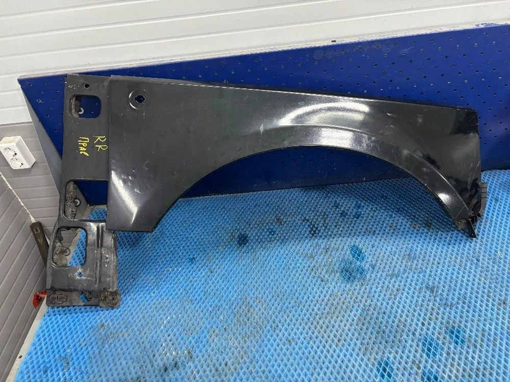 Крыло переднее правое Land Rover Range Rover III рестайлинг (2005—2009) Land Rover Range Rover III рестайлинг (2005—2009) L322 LM ASB760061