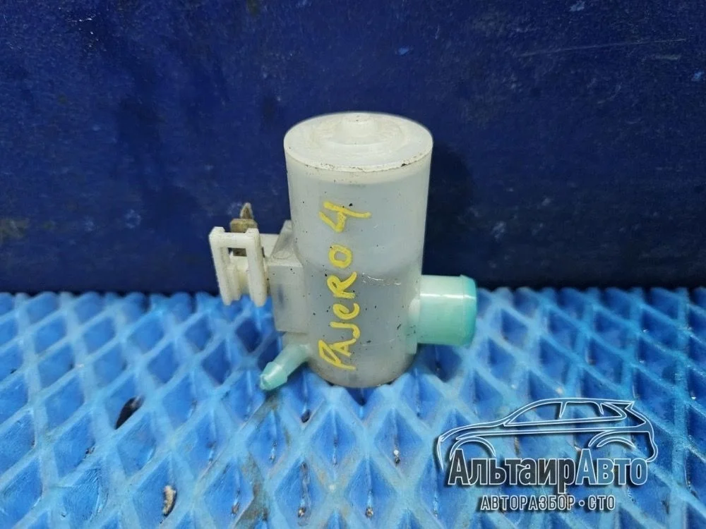 Моторчик стеклоочистителя передний Mitsubishi Pajero IV рестайлинг (2011—2014) б.у