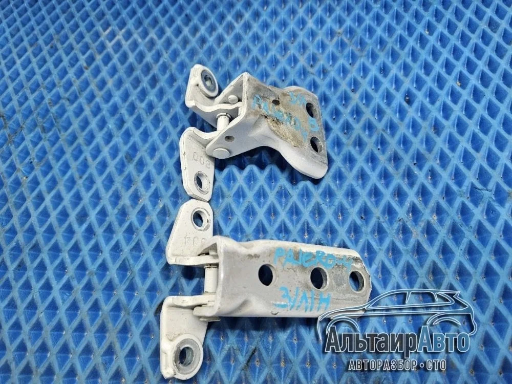 Петля двери Mitsubishi Pajero IV (2006—2011) Mitsubishi Pajero IV (2006—2011) V63W, V64W, V65W, V66W, V67W, V68W, V73W, V74W, V75W, V76W, V77W, V78W, V83W, V85W, V86W, V87W, V88V, V88W, V93W, V95W, V96W, V97W, V98V, V98W MR964926