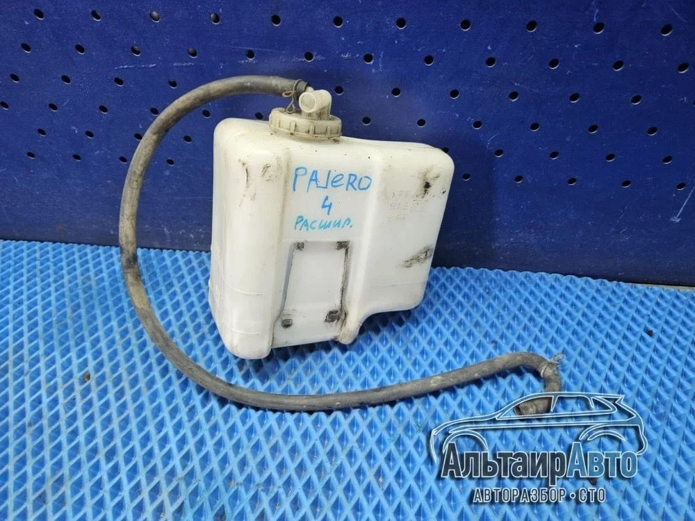 Бачок расширительный Mitsubishi Pajero IV (2006—2011) б.у