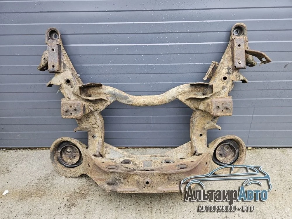 Подрамник задний Mitsubishi Pajero IV (2006—2011) б.у