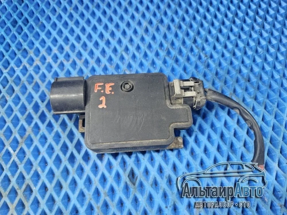 Блок управления вентилятором Ford Focus II (2005—2008) б.у