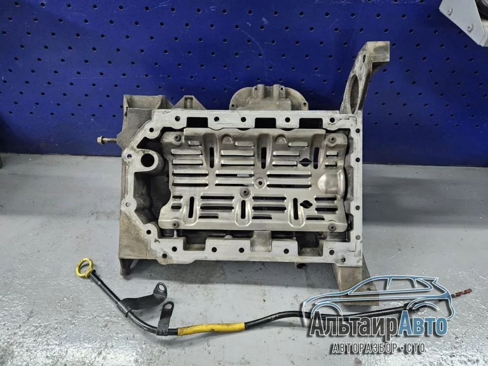 Поддон двигателя Land Rover Discovery III (2004—2009) Land Rover Discovery III (2004—2009) L319 4H2Q6u0004