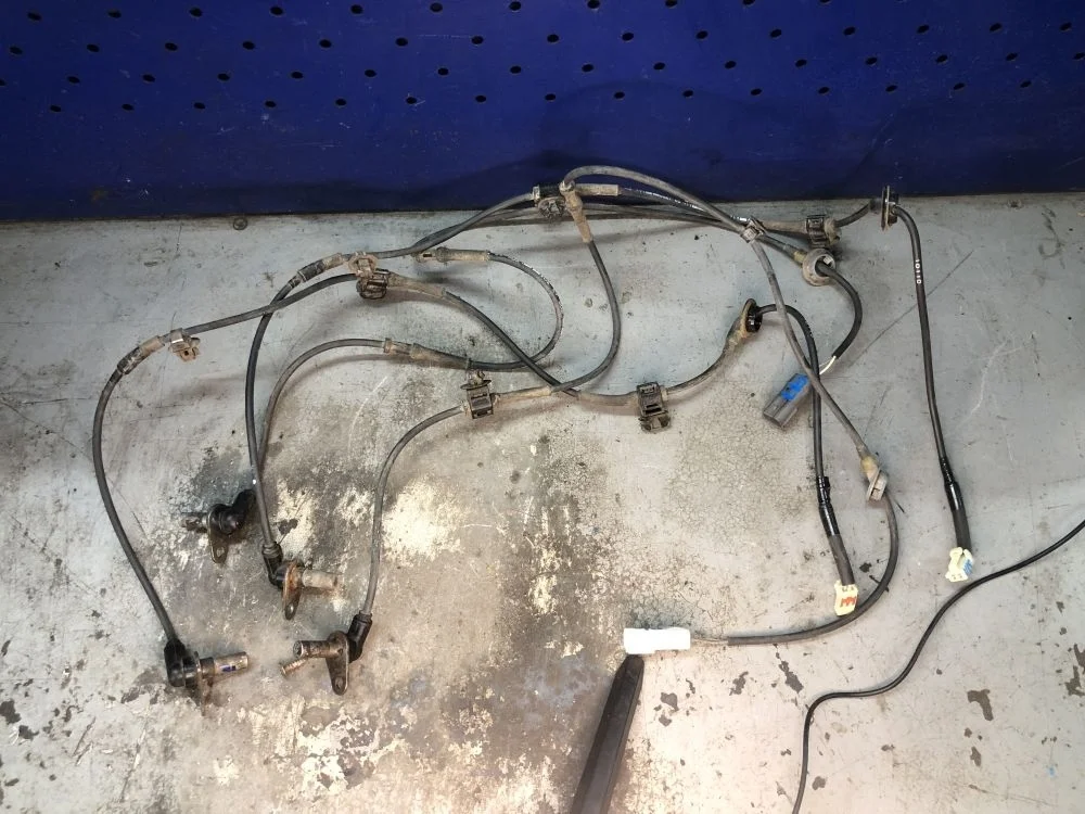 Датчик ABS Mazda CX-7 I рестайлинг (2009—2012) Mazda CX-7 I рестайлинг (2009—2012)  EG234373X