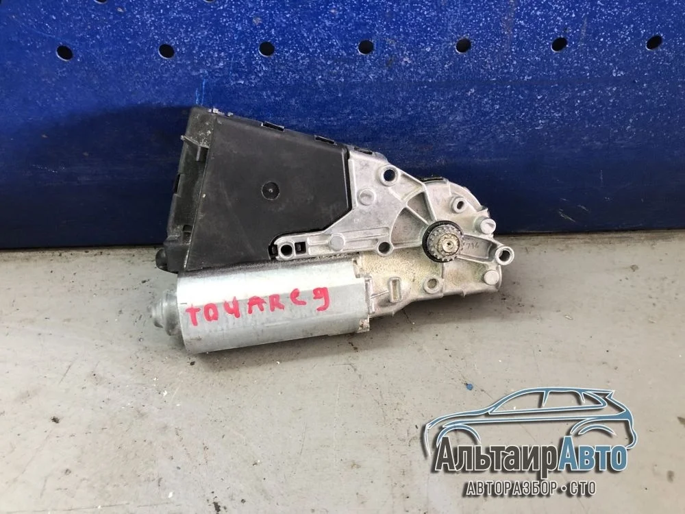 Моторчик люка Volkswagen Touareg I (2002—2006)