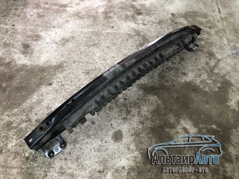 Усилитель заднего бампера Volkswagen Touareg I (2002—2006) б.у