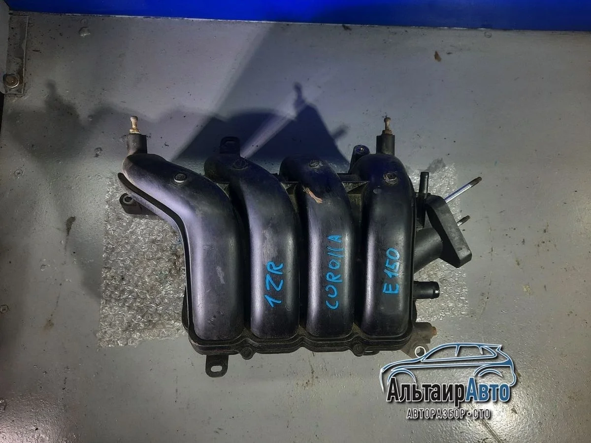 Коллектор впускной Toyota Corolla X (2006—2010) б.у