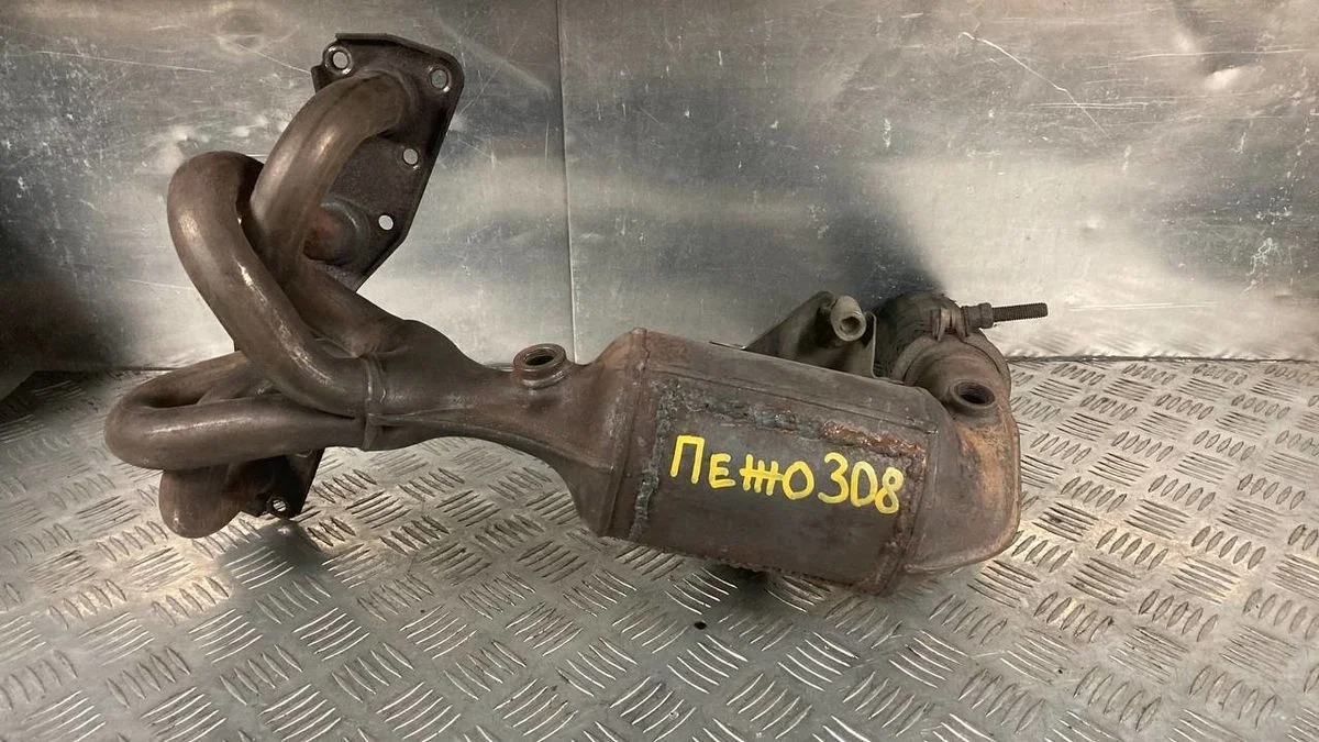 Коллектор выпускной Peugeot 308 I (2007—2011) б.у