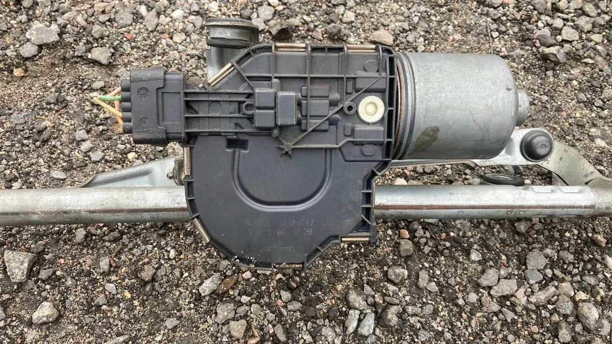 Трапеция стеклоочистителей Peugeot 308 I (2007—2011) Peugeot 308 I (2007—2011) T7 9684806680