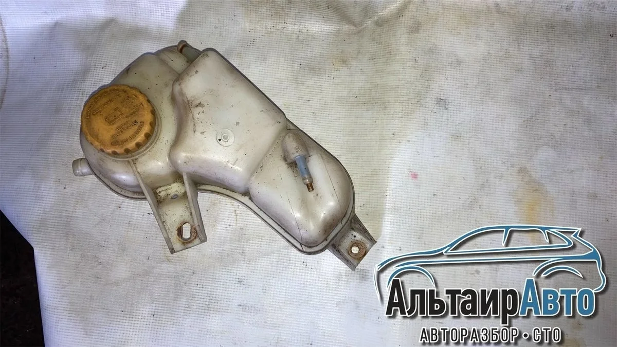 Бачок расширительный Daewoo Nexia I (1995—2008) б.у