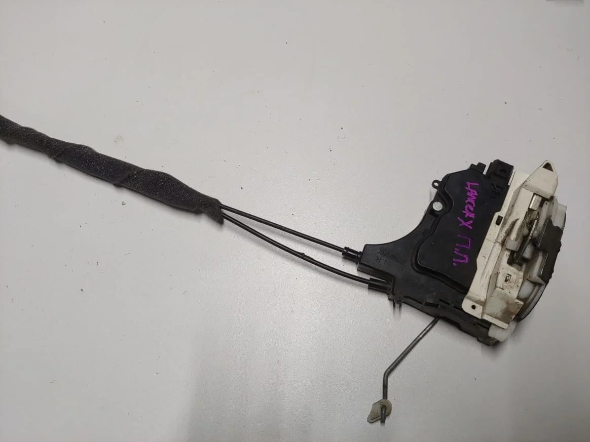 Замок двери передней правой Mitsubishi Lancer X (2007—2010) б.у