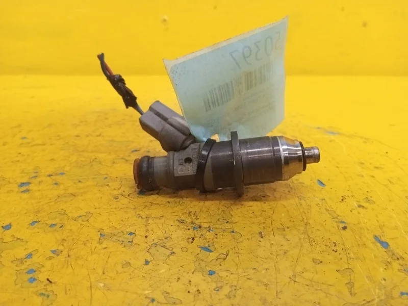 Форсунка топливная MITSUBISHI Pajero 3 2000-2006