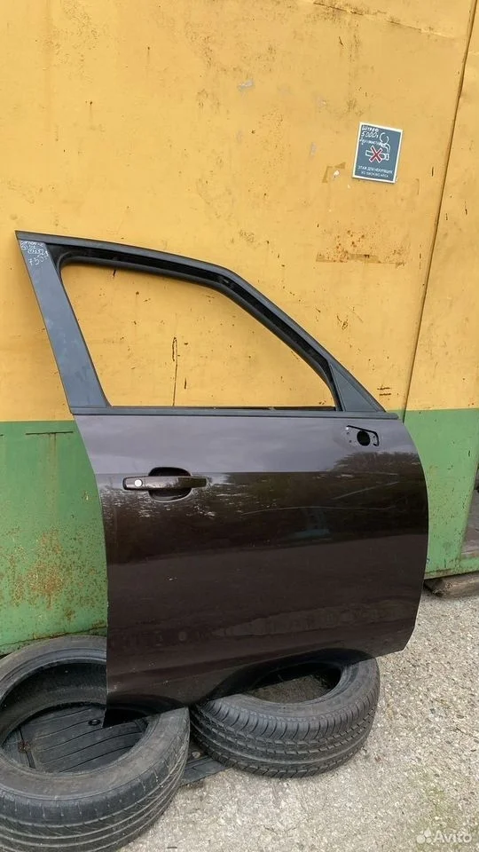 Дверь передняя правая в сборе опель зафира с