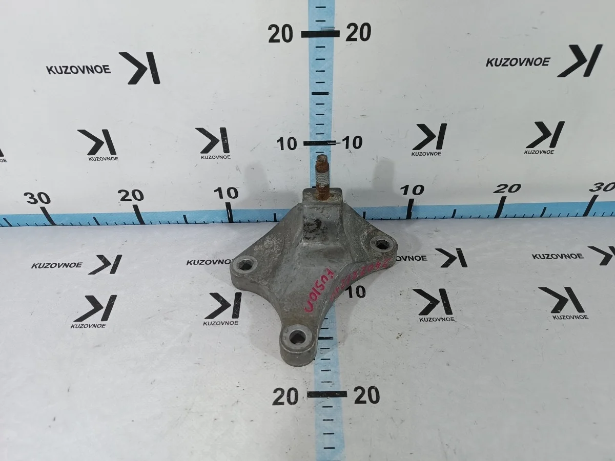 Кронштейн кпп Ford Fusion 2007 CBK