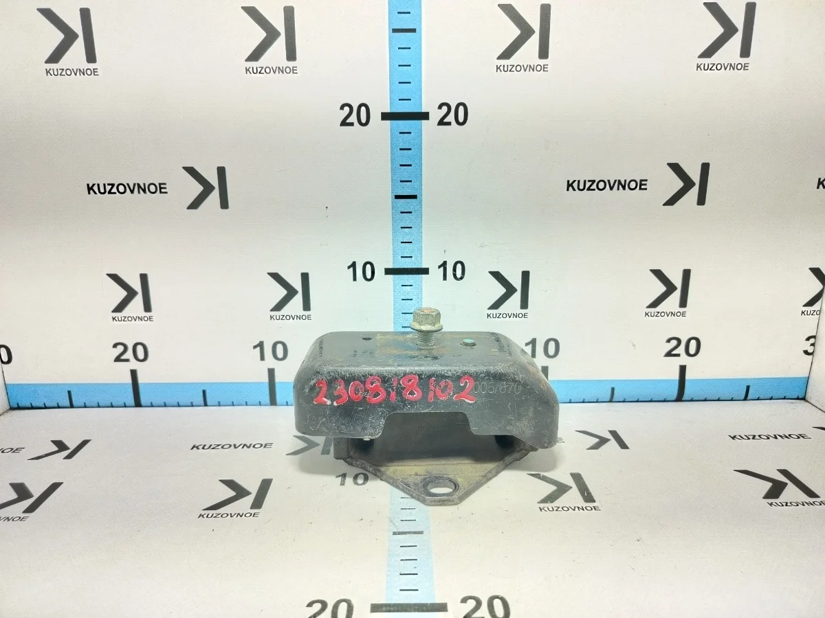 Подушка опора двигателя Mitsubishi L200 2014 KB4T